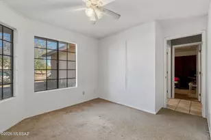 5801 S Mahan Dr, Tucson, AZ 85746 - Photo 11