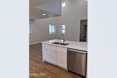 [Address not provided], Tucson, AZ 85745 - Photo 5