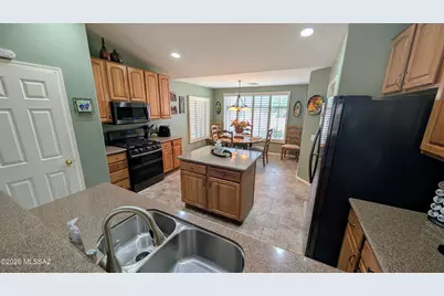 37413 S Golf Course Drive, Saddlebrooke, AZ 85739 - Photo 9
