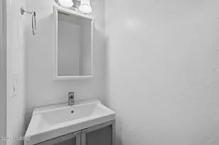 1521 N Bryant Ave, Tucson, AZ 85712 - Photo 13