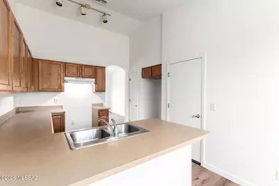 6672 S Yellow Rattle Court, Tucson, AZ 85756 - Photo 9