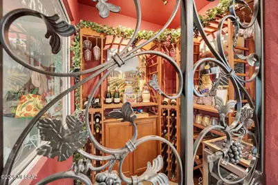 6510 N Longfellow Drive, Tucson, AZ 85718 - Photo 11