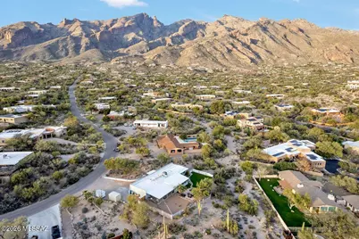 6510 N Longfellow Drive, Tucson, AZ 85718 - Photo 37