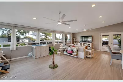 6510 N Longfellow Drive, Tucson, AZ 85718 - Photo 13