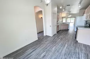 9562 E Gershon Ln, Tucson, AZ 85748 - Photo 7