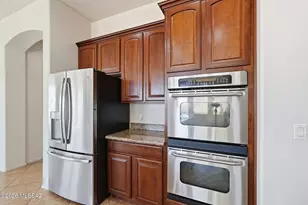 12911 W Zebra Aloe Pl, Tucson, AZ 85743 - Photo 11