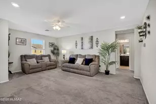 8535 W Pelican Pl, Tucson, AZ 85757 - Photo 17