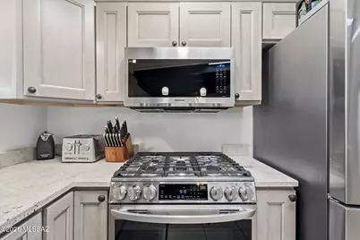 5353 N Oracle Jaynes Station Road, Tucson, AZ 85704 - Photo 15