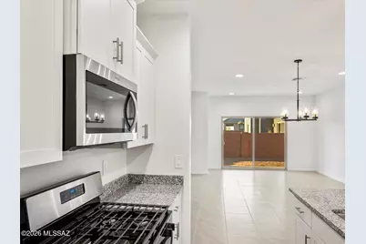 9630 N Solstice Avenue, Tucson, AZ 85743 - Photo 1