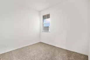 9630 N Solstice Ave, Tucson, AZ 85743 - Photo 9