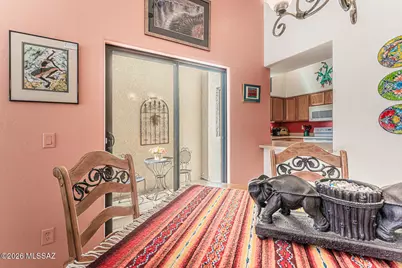 609 W Camino Del Bondadoso, Green Valley, AZ 85614 - Photo 9