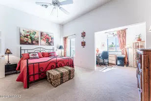 609 W Camino del Bondadoso, Green Valley, AZ 85614 - Photo 13