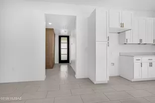 4005 E 17th St, Tucson, AZ 85711 - Photo 11