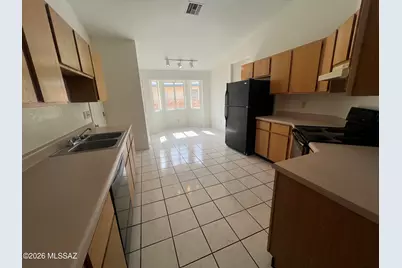 3292 S Kristina Park Loop, Tucson, AZ 85730 - Photo 5