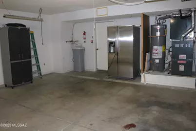 9690 N Donegal Place, Tucson, AZ 85742 - Photo 23