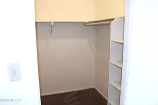 9690 N Donegal Pl, Tucson, AZ 85742 - Photo 9