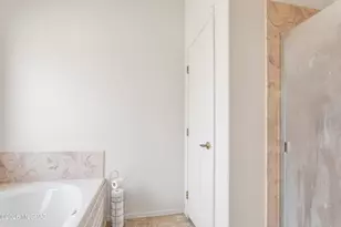 1113 E Katherine Dr, Sierra Vista, AZ 85635 - Photo 29