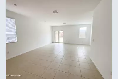 10453 W Beaman Lane, Marana, AZ 85653 - Photo 13