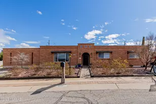 8808 E Wallen Ridge Dr, Tucson, AZ 85710 - Photo 1