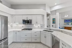 10113 N Alder Spring Dr, Oro Valley, AZ 85737 - Photo 15