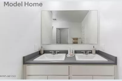 10077 N Camperi Lane W, Marana, AZ 85653 - Photo 9