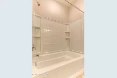 8291 E Magee Hill Loop, Tucson, AZ 85710 - Photo 15