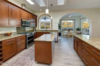 9771 E Vista Montanas, Tucson, AZ 85749 - Photo 3