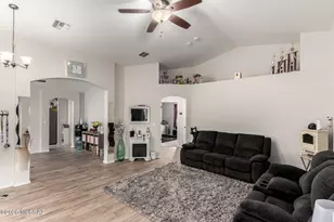 7951 S Wild Primrose Ave, Tucson, AZ 85747 - Photo 11