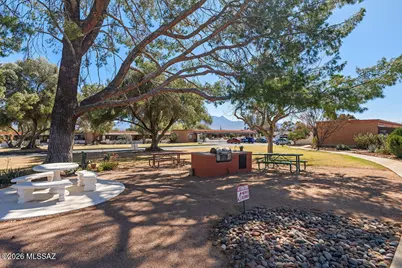 348 S Paseo Lobo #C, Green Valley, AZ 85614 - Photo 25