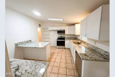 5202 E 2nd Street, Tucson, AZ 85711 - Photo 9