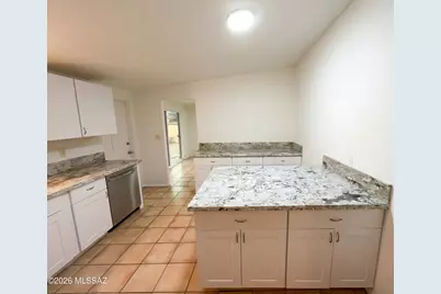 5202 E 2nd Street, Tucson, AZ 85711 - Photo 11