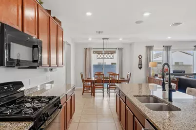 7352 S Via Plaza Del Maya, Tucson, AZ 85756 - Photo 15