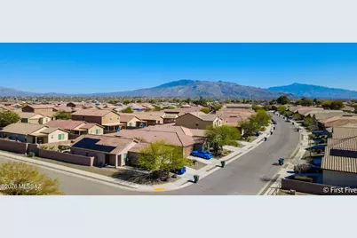 8746 E Stone Meadow Circle, Tucson, AZ 85730 - Photo 25