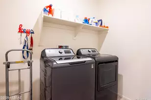 8746 E Stone Meadow Cir, Tucson, AZ 85730 - Photo 19