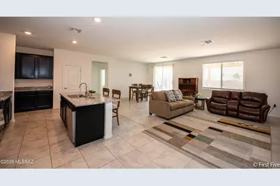 8746 E Stone Meadow Circle, Tucson, AZ 85730 - Photo 5