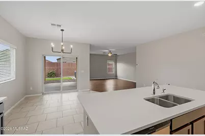 12394 W Reyher Farms Loop, Marana, AZ 85653 - Photo 17