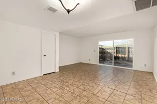 712 W Limberlost Dr, Tucson, AZ 85705 - Photo 5