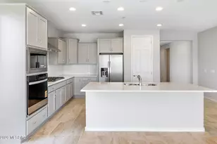 13384 N Nepheline Wy, Oro Valley, AZ 85755 - Photo 9