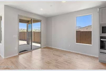 13384 N Nepheline Way, Oro Valley, AZ 85755 - Photo 11