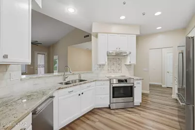 13401 N Rancho Vistoso Boulevard #81, Oro Valley, AZ 85755 - Photo 5