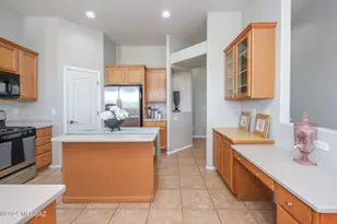 7856 N Rondure Loop, Tucson, AZ 85743 - Photo 7