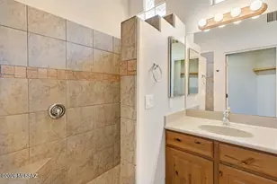 5660 W Triangle X Pl, Tucson, AZ 85713 - Photo 31