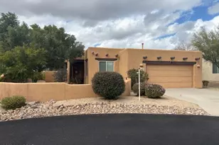 5660 W Triangle X Pl, Tucson, AZ 85713 - Photo 3