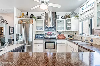 657 S Placita Del Desierto, Green Valley, AZ 85614 - Photo 9