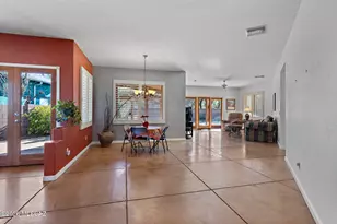 1344 Renfrew Pl, Tucson, AZ 85719 - Photo 9