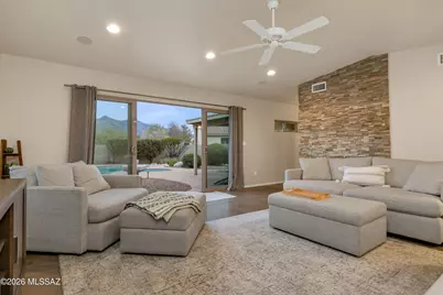 6085 N Panorama View Drive, Tucson, AZ 85704 - Photo 13