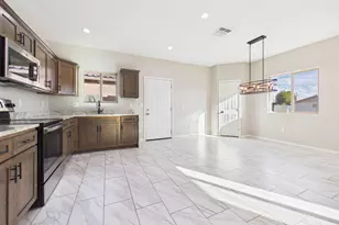 31 E Elm St, Tucson, AZ 85705 - Photo 7