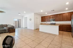 6265 S Desert Peak Dr, Tucson, AZ 85706 - Photo 17