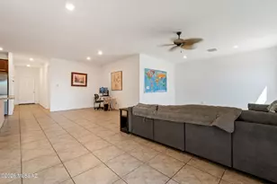 6265 S Desert Peak Dr, Tucson, AZ 85706 - Photo 15