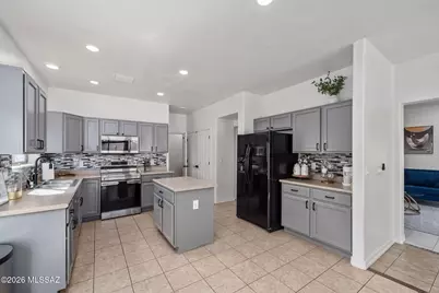 11132 W Coppertail Drive, Marana, AZ 85653 - Photo 5